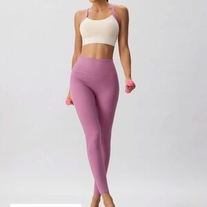 Brand NWT Berlook workout gym set, XS leggings and Small sports bra